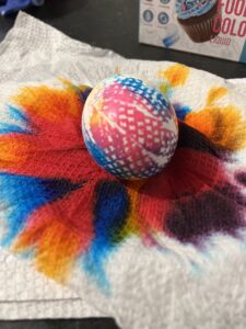 dyeing easter eggs tie dye final